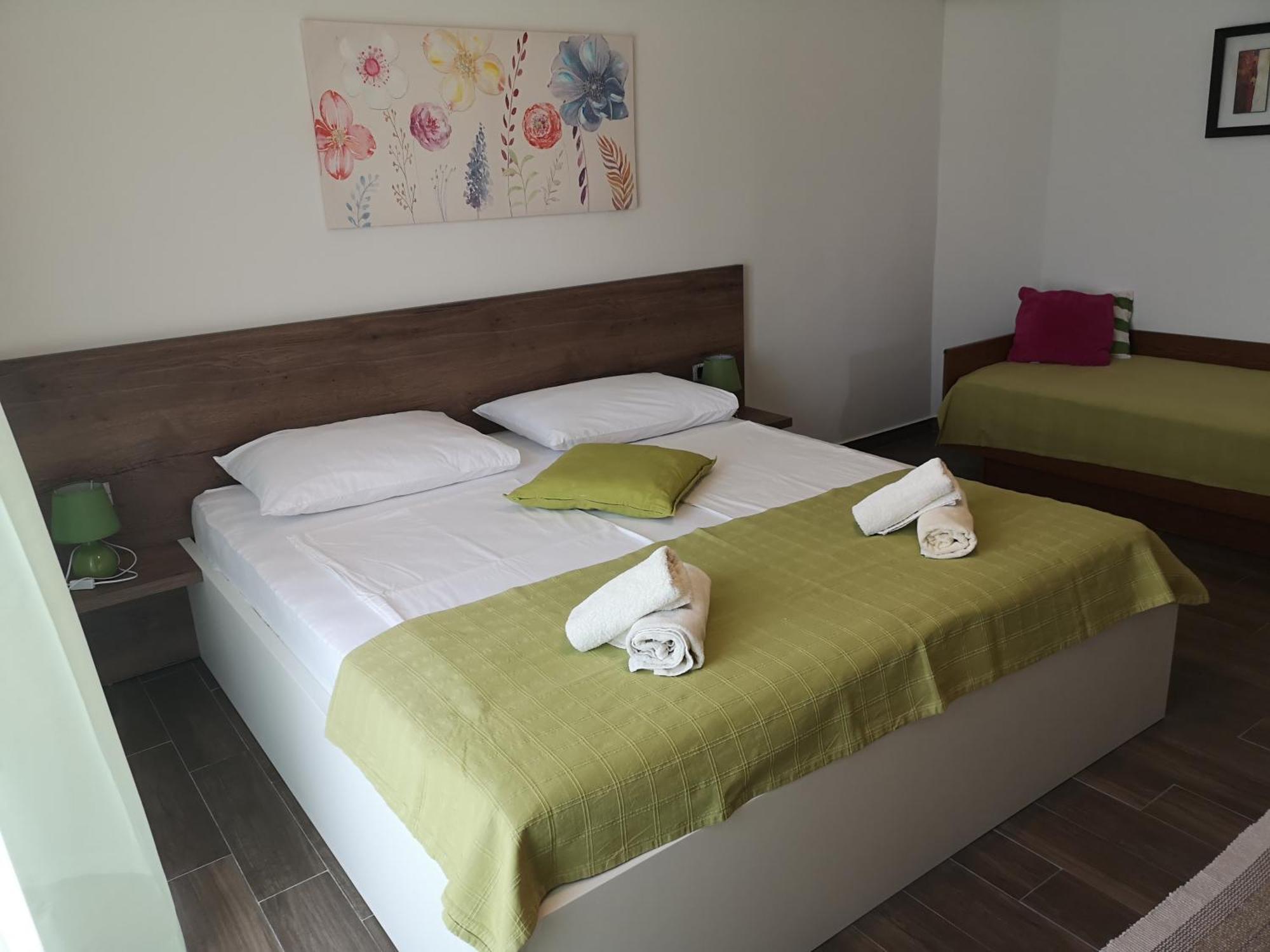 Apartments Mareta Rab Town Szoba fotó