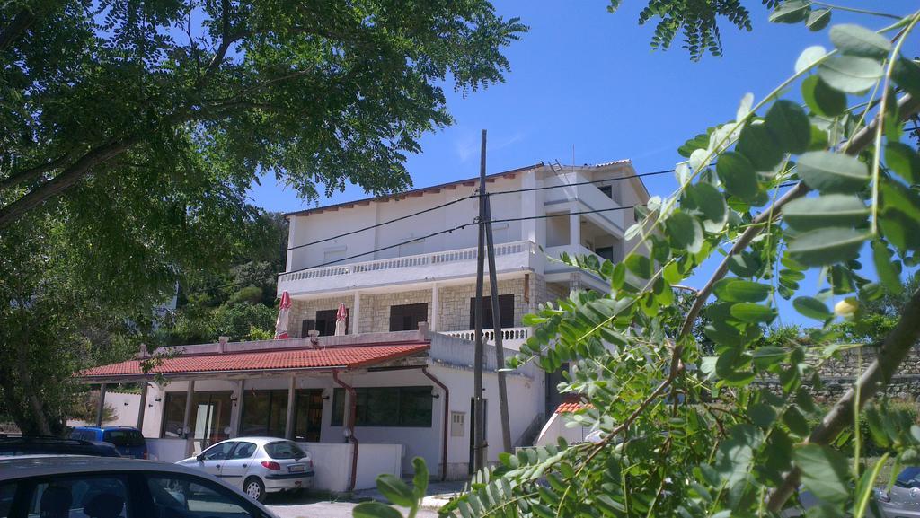 Apartments Mareta Rab Town Kültér fotó