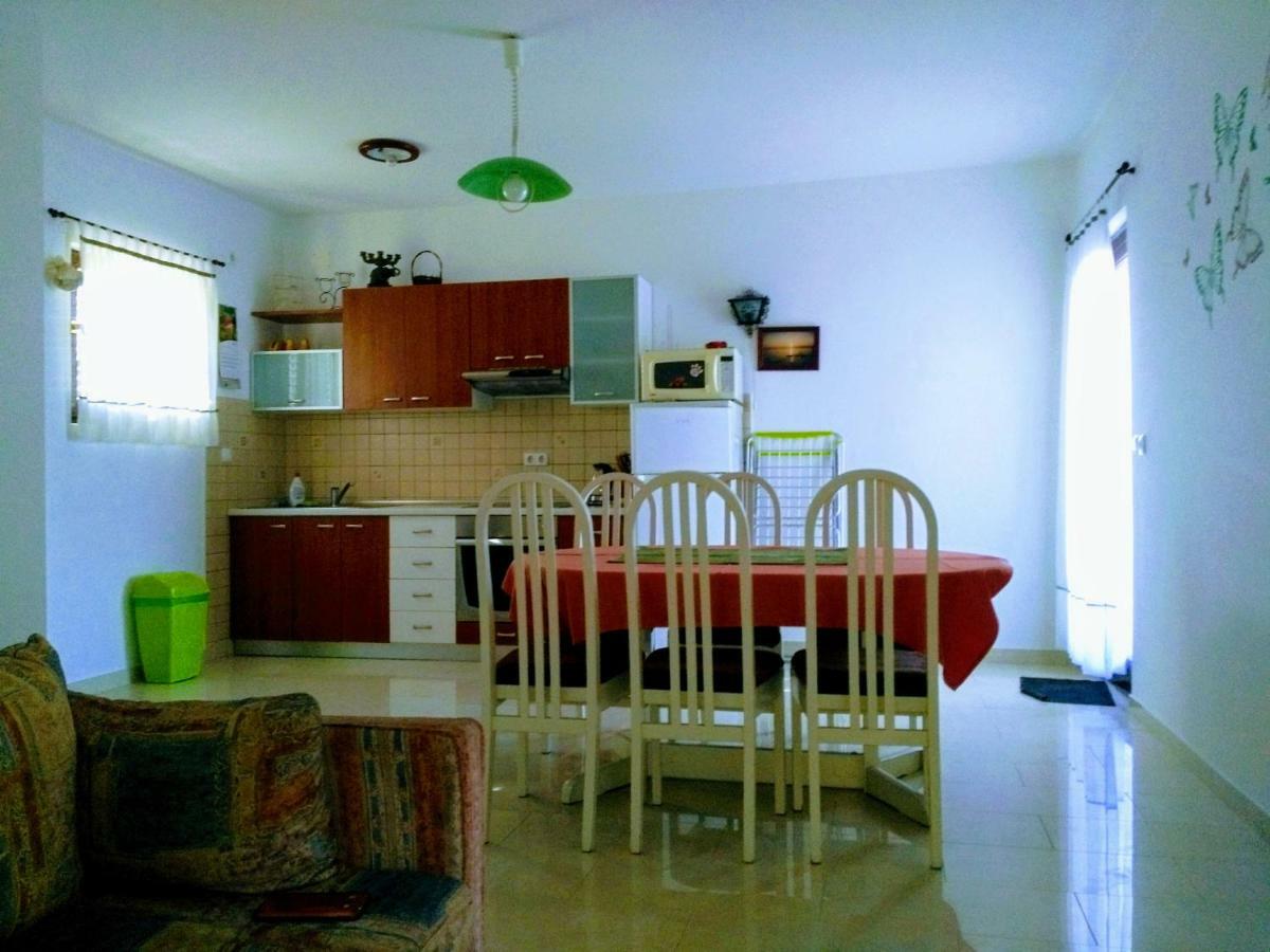 Apartments Mareta Rab Town Kültér fotó